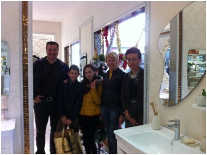 ��ɽ����L(zh��ng)�c���_˹һ�����ڵĺ�Ӱ