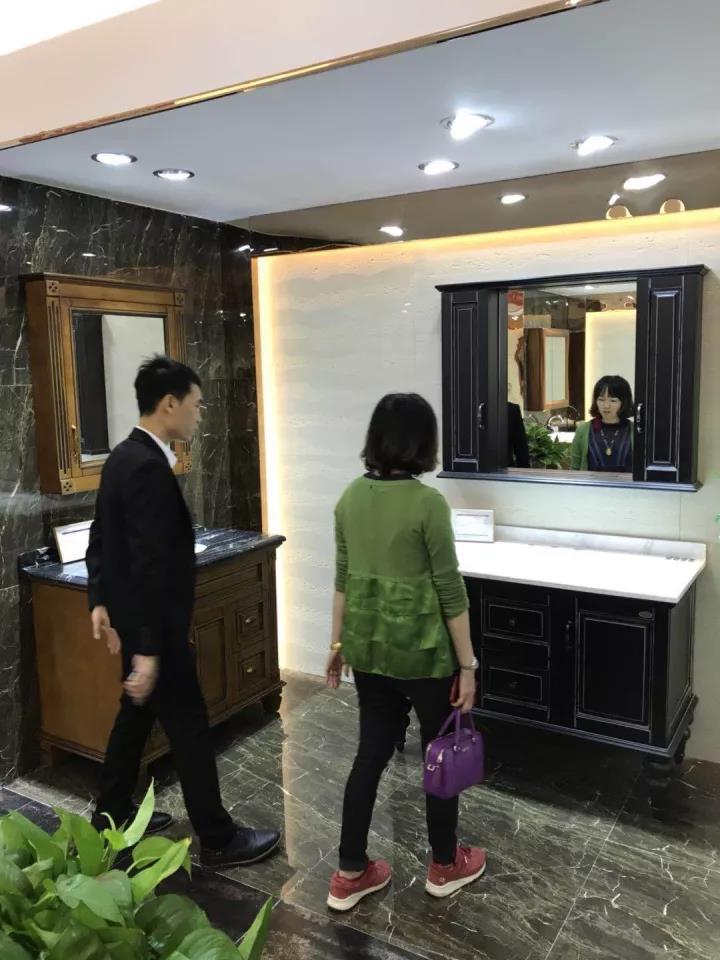 ԡ�ҹ�ʮ��Ʒ��